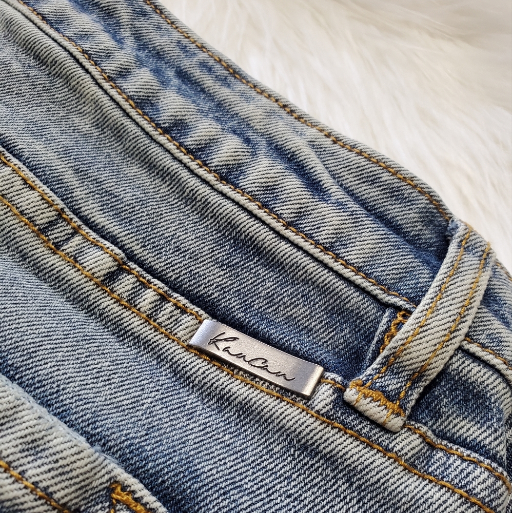Kancan jeans, size 28.